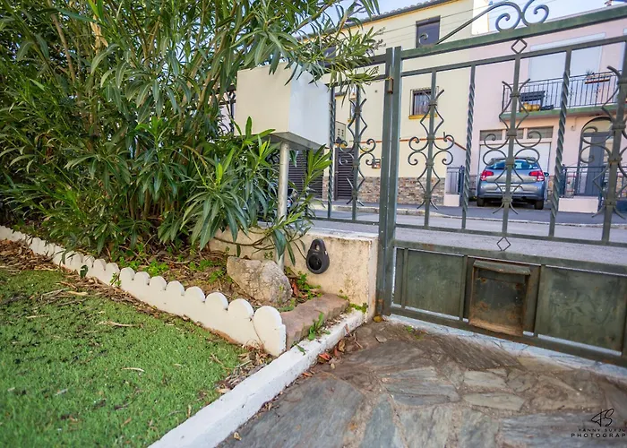 Zen Paradise - Near The Center - Garden *